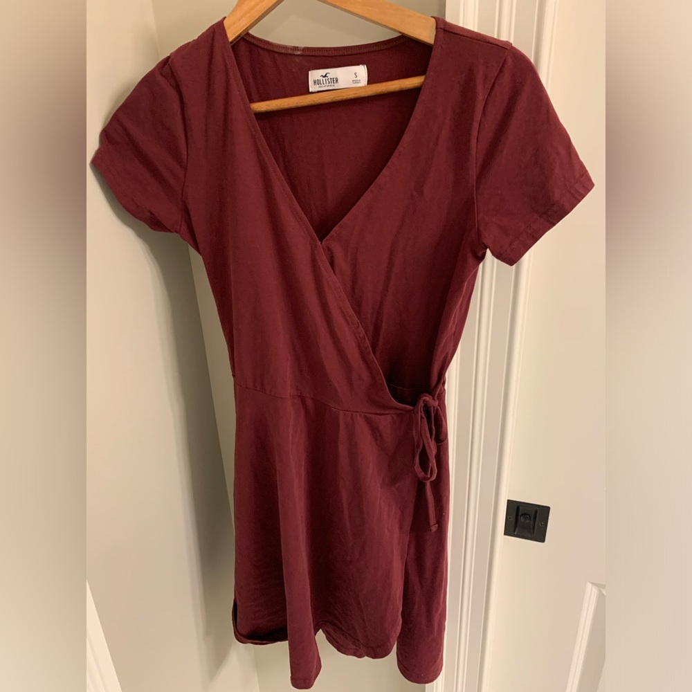 Burgundy. Hollister. Wrap dress. Size small